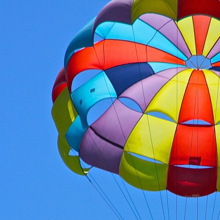 Researchers Show Parachutes Don't Work, But There's A Catch Researchers Show Parachutes Don't Work, But There's A Catch