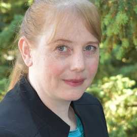 Headshot of Cynthia Schaffer