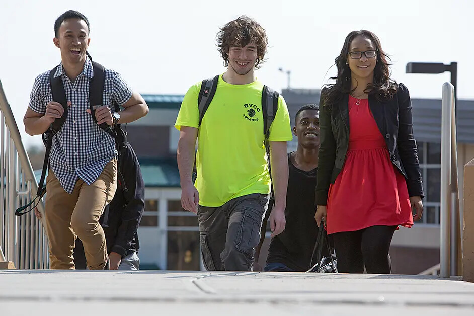 High Schoolers: Earn College Credits this Summer at RVCC!