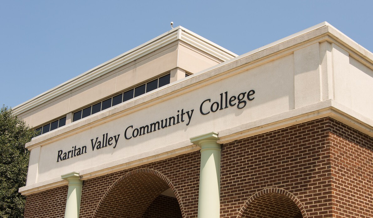 detail of rvcc arches with college name