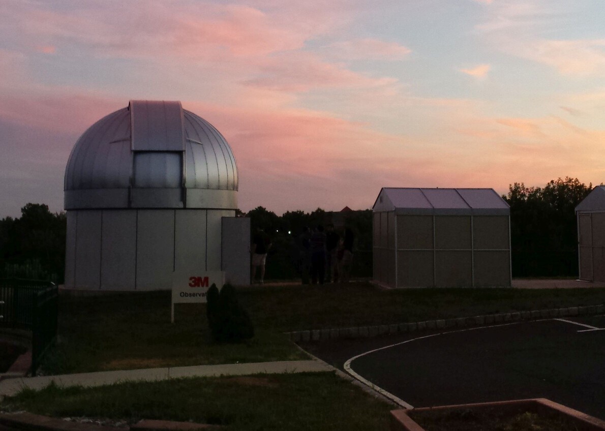 3m observatory at sundown