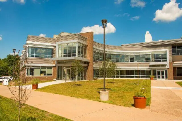 full pic of science center addition