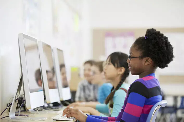 kids at computers