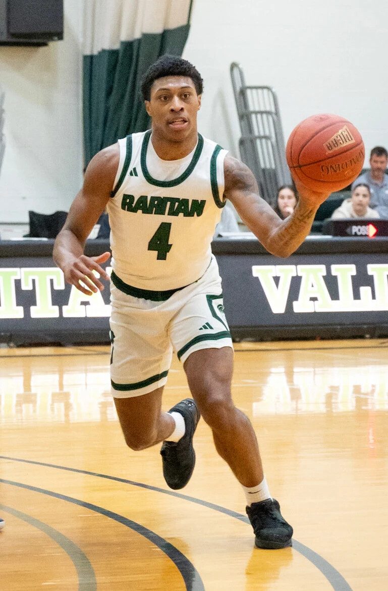 Mens basketball player in action