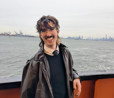 stephen evarts with water behind him