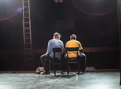 2 actors from the back
