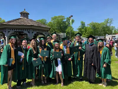 honors college grads at 2019 commencement