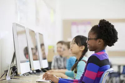 kids at computers