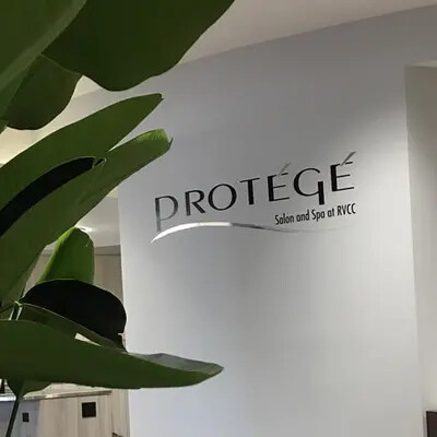 protege spa sign