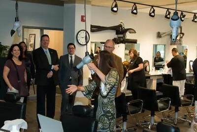 demonstration in salon