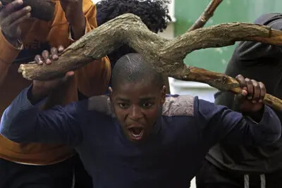 Knock character with wood on head