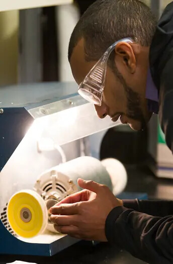 Optical lab male
