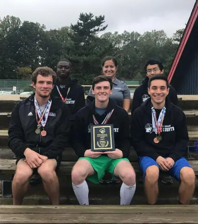 men's cross country team