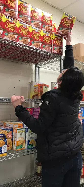 Filling shelves