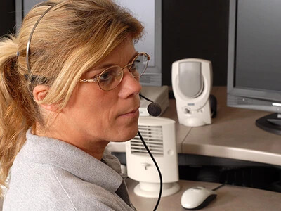 911 Operator