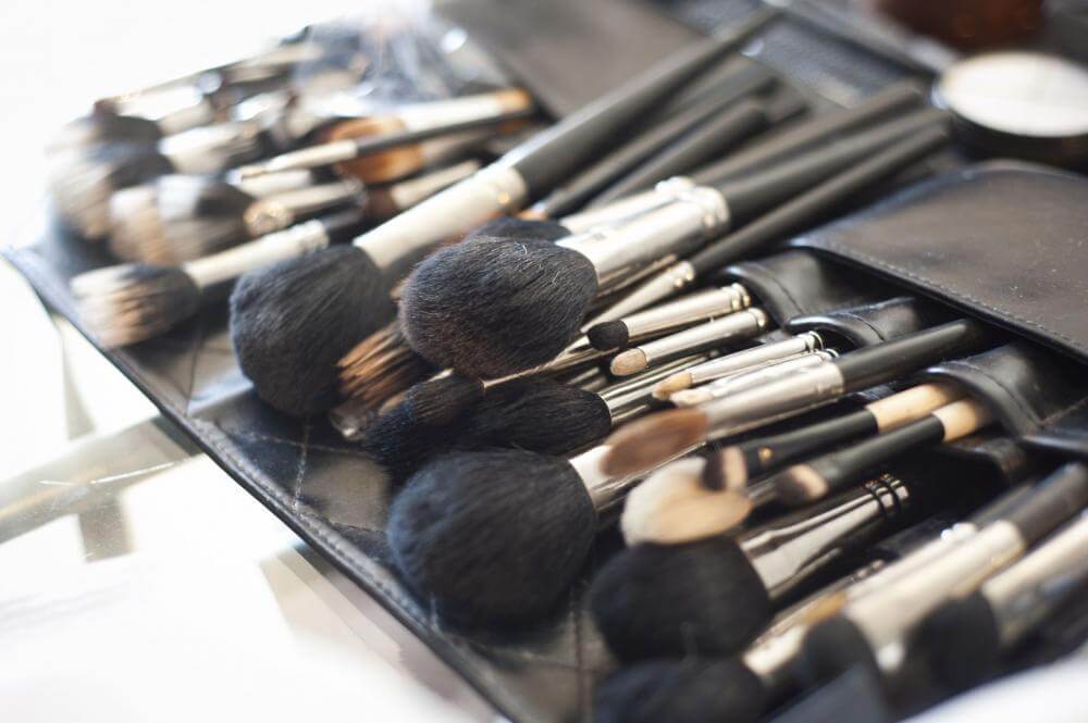 Cosmetology Students to Host Program on Holiday Makeup Tips