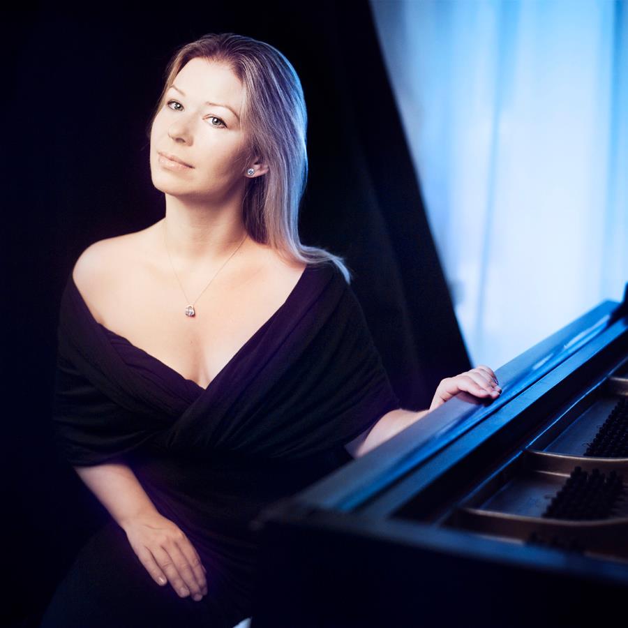 Pianist Anastasia Dedik to Perform Benefit Concert