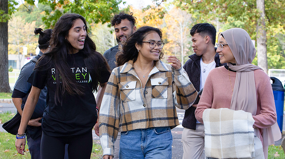 STEM Students of Color: Apply for the NIIMBL Summer eXperience!