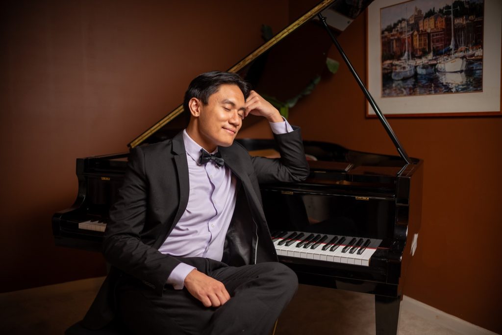 Concert to Feature Pianist Abraham Alinea