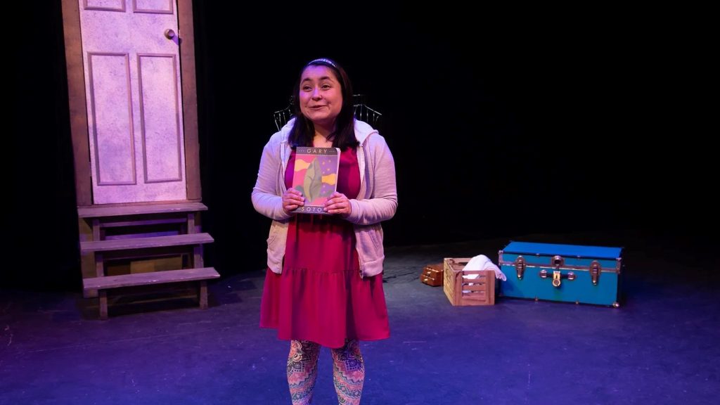 Theatre to Present Bilingual Production of Cinderella Story