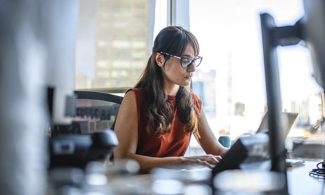 rofessional using AI to draft content, analyze information, or brainstorm ideas.