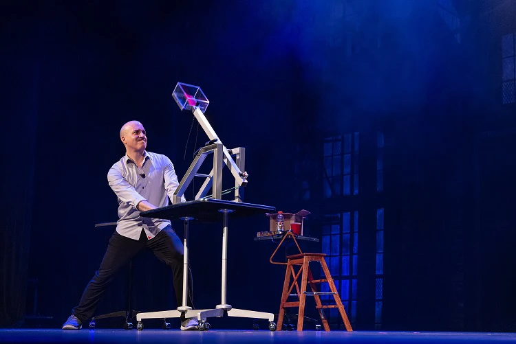 Theatre Show to Blend Magic with Wonders of Physical Science