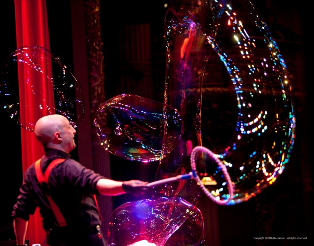 Theatre to Present Bubble Show that Blends Comedy, Artistry, Music